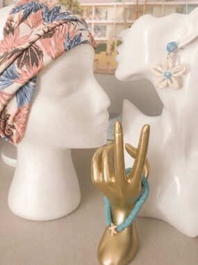 Bundle: 3 pieces - beach vibes, Floral Headband, Earrings, & Bracelet NEW